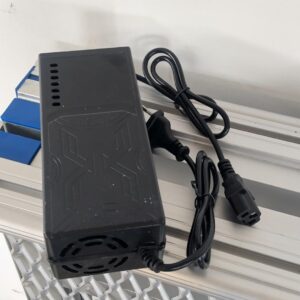Akkulaturi 60V